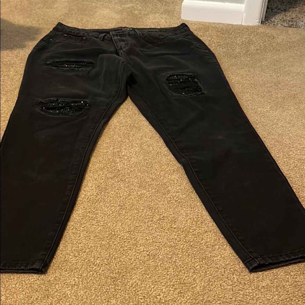 Jennifer Lopez Black Skinny Jeans